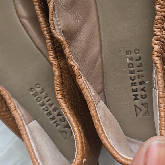 TAN LEATHER FLATS BY MERCEDES CASTILLO SIZE 8 Comfort Minimalist - Picture 3 of 6